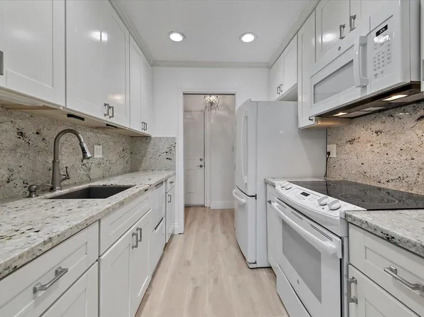 120 Saratoga Ave APT 107, Santa Clara, CA 95051