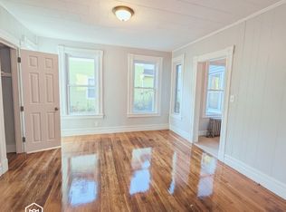 52 Andrew St #1, Springfield, MA 01109