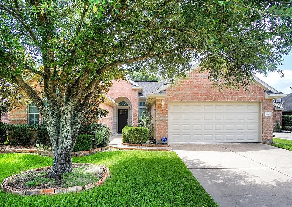 1st image of 8938 Green Ray Dr
