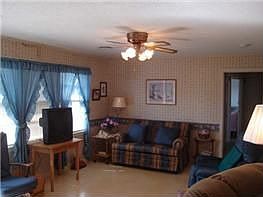 2nd image of 221 Frostland Dr
