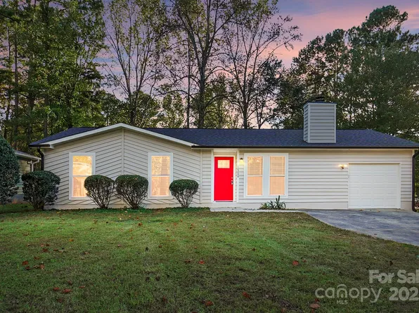 10200 Atchinson Dr, Mint Hill, NC 28227