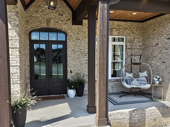5th image of 1007 Songbird Ln