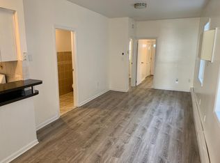 29 Downing St, Newark, NJ 07105