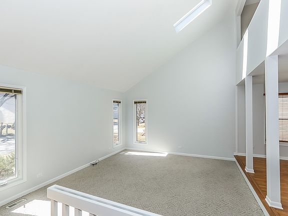 3rd image of 6564 Fernwood Dr