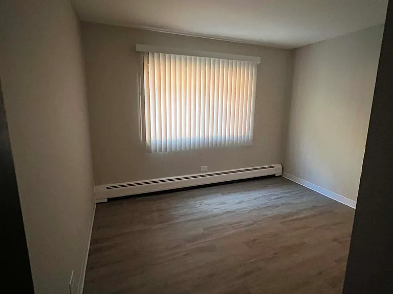 17712 Escanaba Ave #1S — Photo 10