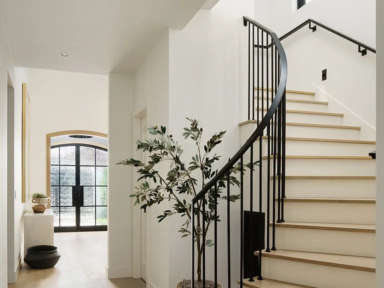 7769 Prospect Pl — Photo 35