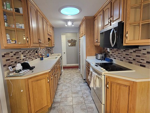 3rd image of 5408 Ottawa Dr