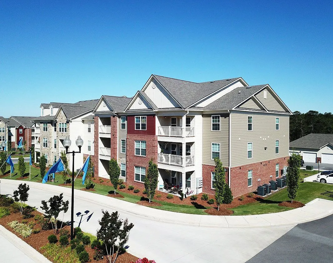 Revere at Tega Cay — Photo 3