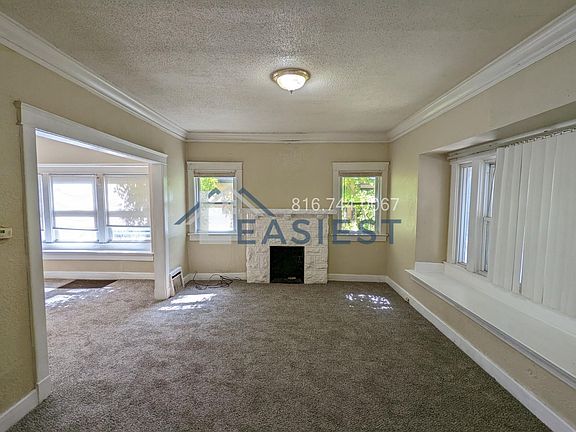 3rd image of 4111 Agnes Ave