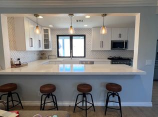 2034 W Fairview Dr, Rialto, CA 92377