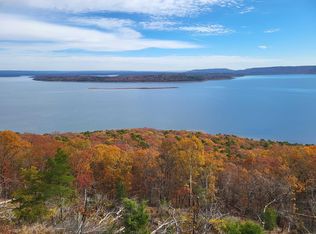 689 Honeysuckle Ln, Quitman, AR 72131