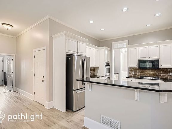 4th image of 1212 Chadwick Lake Dr NW
