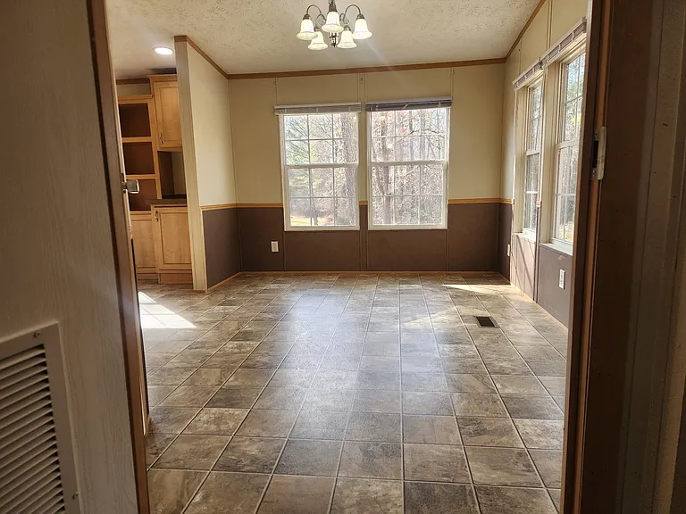 1044 Hamlets Chapel Rd — Photo 6