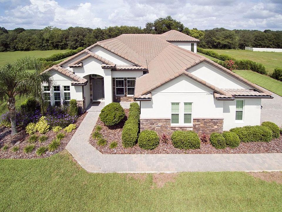 1st image of 25898 Crossings Bluff Ln
