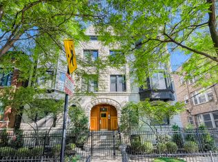 814 W Roscoe St APT 2E, Chicago, IL 60657