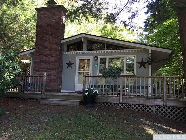 1st image of 26 Baker Court Dr