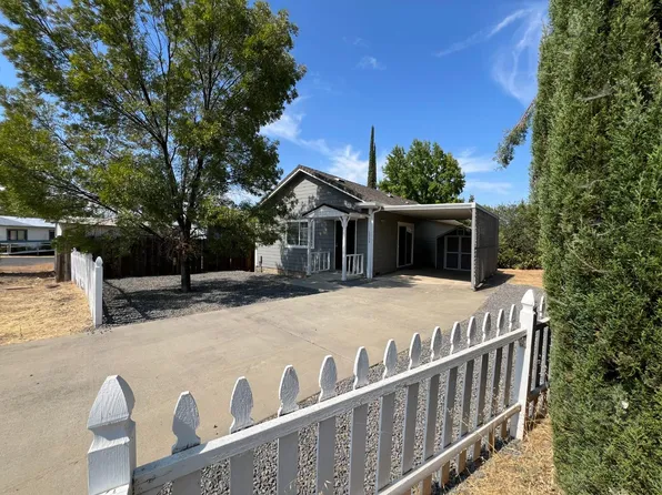 1066 Iroquois Cir, Copperopolis, CA 95228