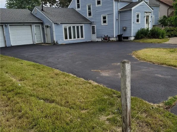 3993 Union Rd, Cheektowaga, NY 14225