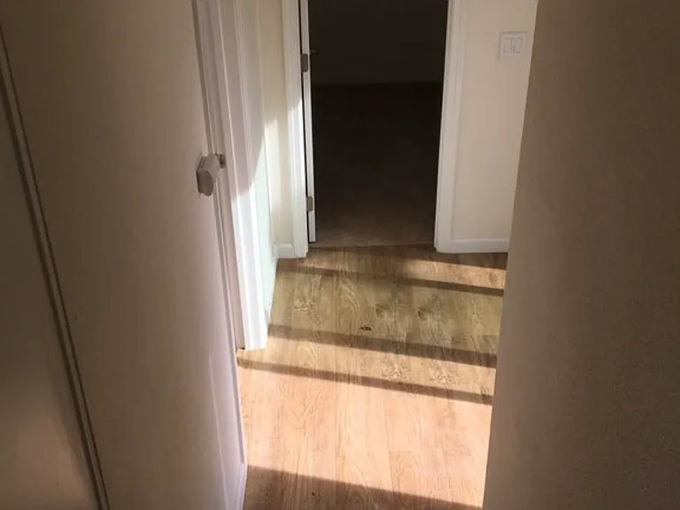 561 Florence St #561 — Photo 8