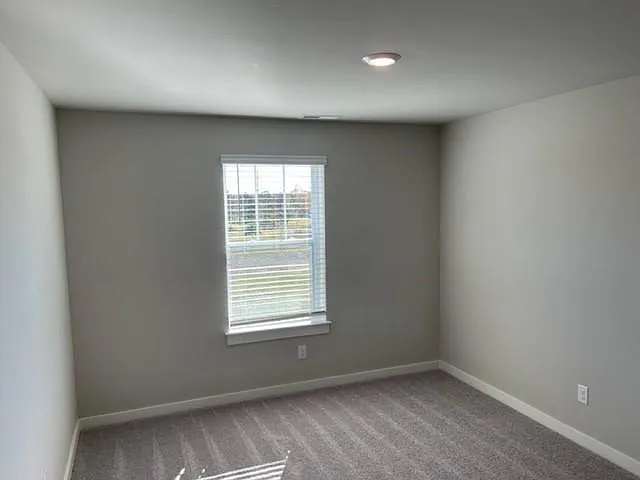 658 Birdie Dr — Photo 29