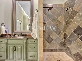 10695 Hollow Creek Ct, Denham Springs, LA 70726