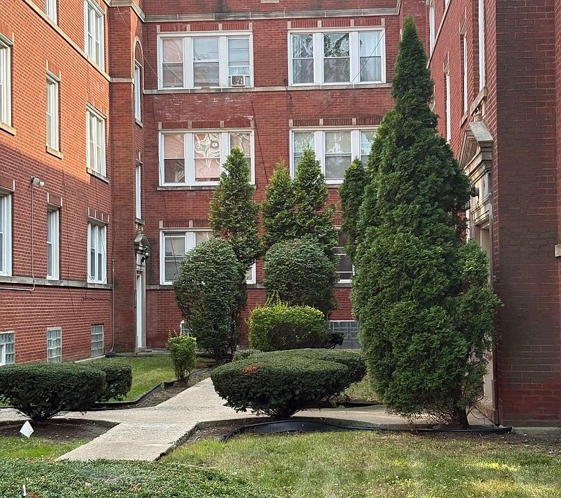 1st image of 1303 E 71st Pl APT 1N