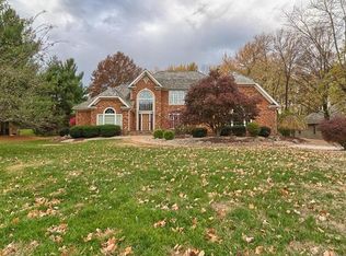 2 Northbridge Cir, Edwardsville, IL 62025