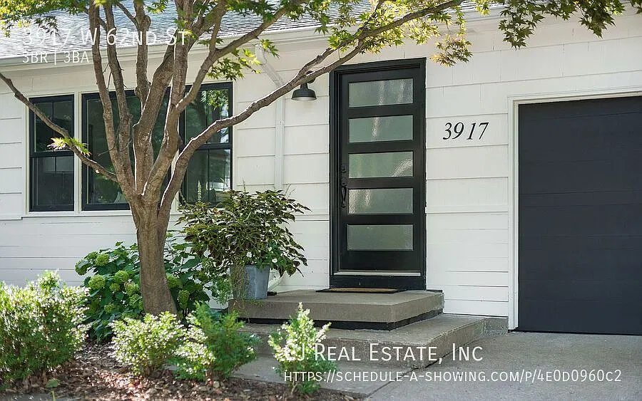 3 bed, 1986 sqft, $4,100 — Photo 2