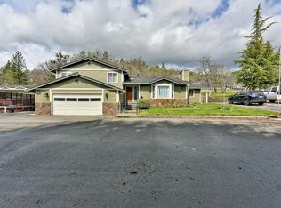 607 3rd St, ROGUE RIVER, OR 97530