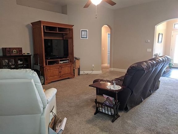 5th image of 2507 Fiddlers Cir