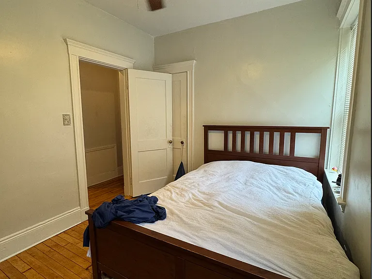 104 Strathmore Rd #2 — Photo 17