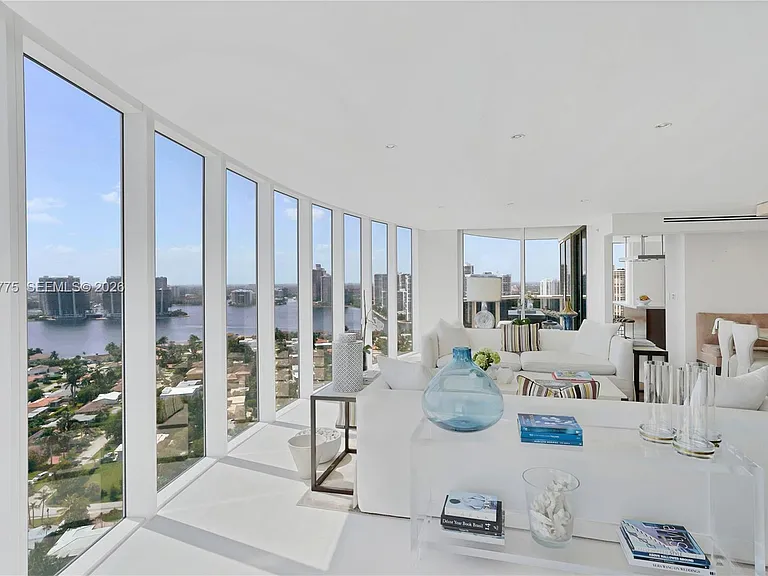 18911 Collins Ave #2705 — Photo 10