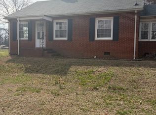 9135 Beatties Ford Rd, Huntersville, NC 28078