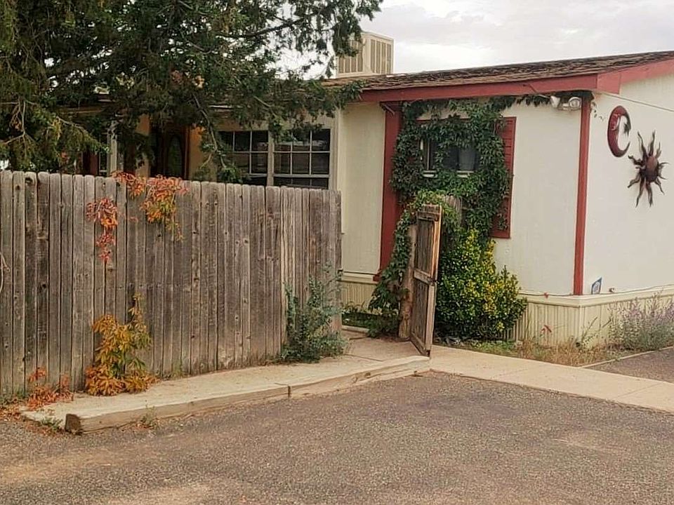 2nd image of 40 Valle Vista Blvd
