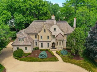 707 Bittersweet Ln, Hinsdale, IL 60521