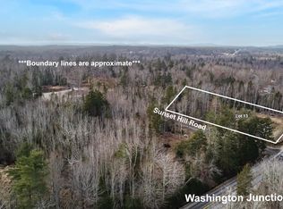 13 Sunset Hill Rd, Hancock, ME 04640