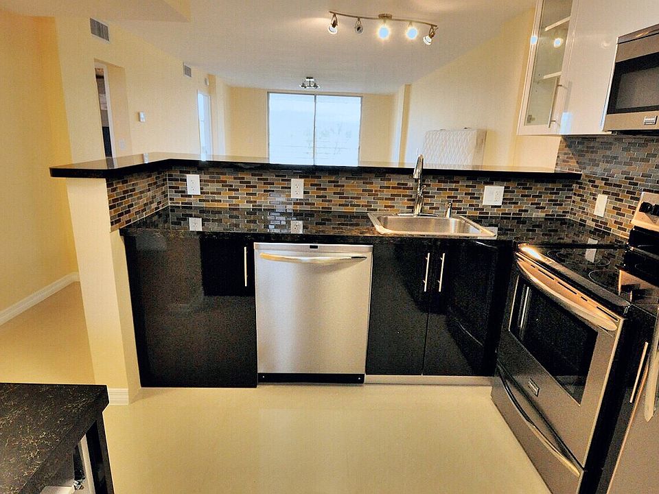 1st image of 3660 NE 166th St APT 403