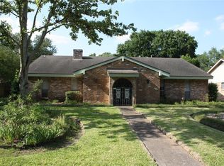 11406 Valley Stream Dr, Houston, TX 77043