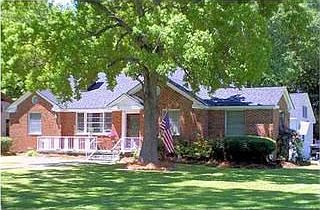2nd image of 3504 Southmont Dr