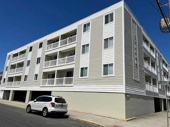 26 42nd St Unit 103, Sea Isle City, NJ 08243