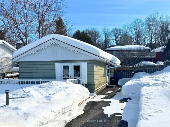 771 Birchwood Dr, Midland, ON L4R 2P8