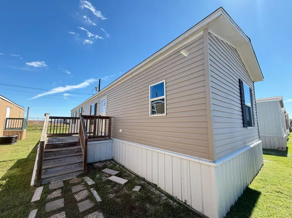 130 Finch Ln, Brookshire, TX 77423