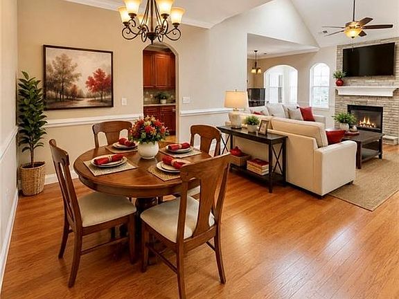 4th image of 1907 Whisper Lake Dr #B