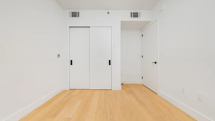 Rented by Nooklyn NYC LLC | media 99