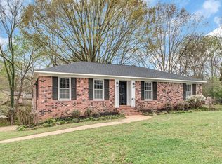 631 Hillside Dr, Humboldt, TN 38343