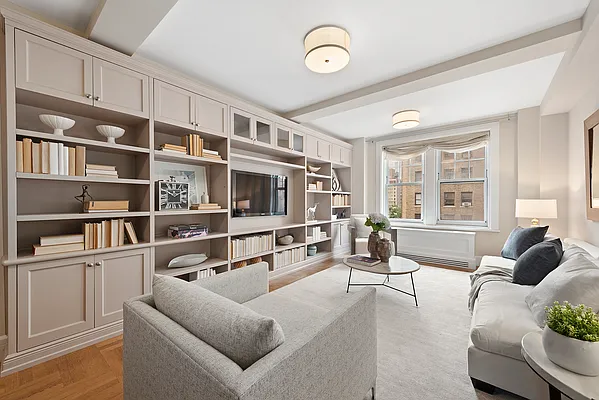 Sold by Compass | media 1