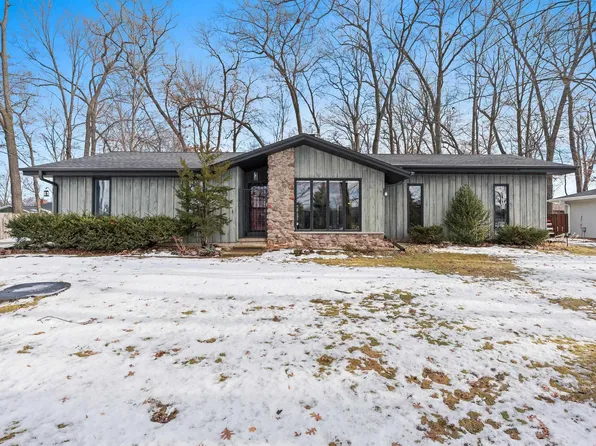 1313 Sorrento Dr, Green Bay, WI 54304