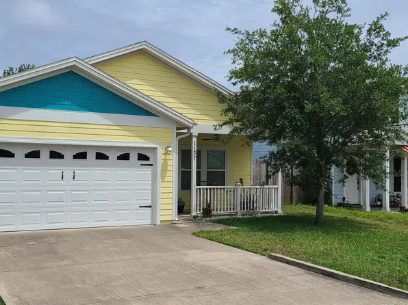 1137 Violet St, Atlantic Beach, FL 32233
