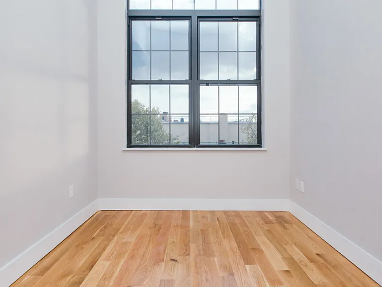 263 Irving Ave #2 — Photo 9