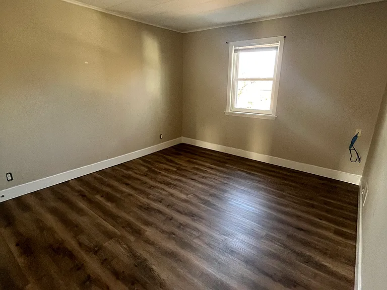 1607 W Ayres Ave #1 — Photo 8